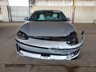 2023 Hyundai Ioniq 6 SEL z VIN KMHM34AA8PA053102, wystawiony jako Copart lot #66253384 z przebiegiem 10 485 mil mil oraz Szkoda całkowita • Salvage title. Historia ofert i sprzedaży dostępna na DreamBid. Obrazek 5.
