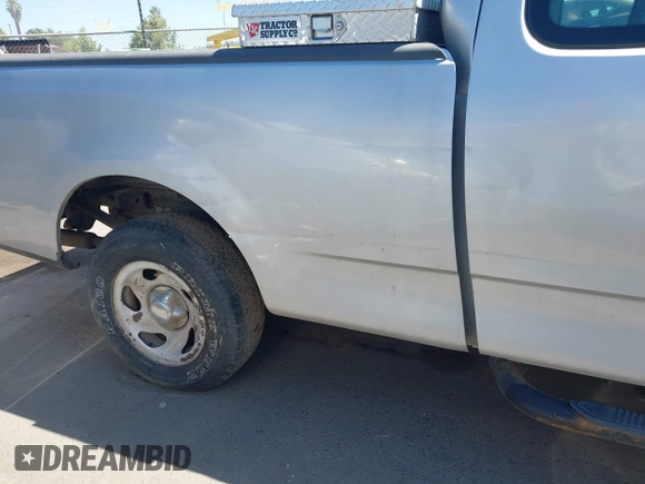 2002 Ford F-150 XL with VIN 1FTRX17252NA10531, listed as a IAAI auction lot 42686395 with 159,211 mi miles and . Bid and sale history available at DreamBid. Image 14.