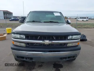 2000 Chevrolet Silverado 2500 LS z VIN 1GCGK29U4YE309544, wystawiony jako IAAI lot #42115349 z przebiegiem 227 652 mil mil oraz . Historia ofert i sprzedaży dostępna na DreamBid. Obrazek 13.