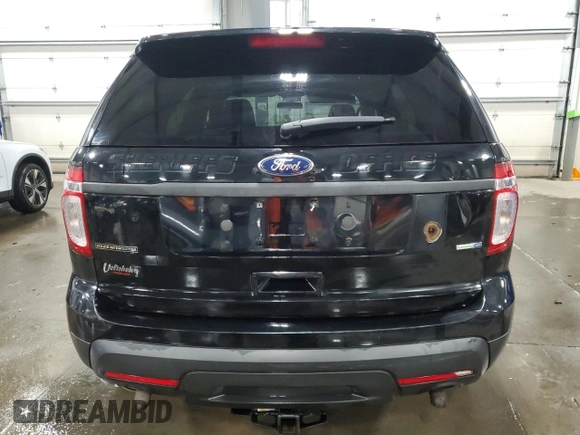 2015 Ford Utility Police Interceptor with VIN 1FM5K8AR2FGC27021, listed as a Copart auction lot 83023624 with 145,867 mi miles and Salvage Title. Bid and sale history available at carsss.com. Image 6.