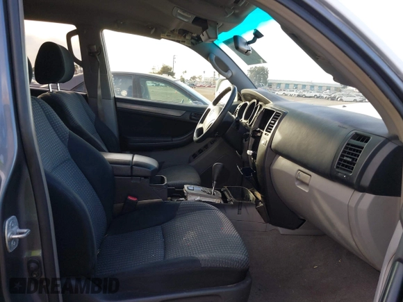 2006 Toyota 4Runner SR5 with VIN JTEZU14R960076802, listed as a IAAI auction lot 41407101 with 204,746 mi miles and . Bid and sale history available at DreamBid. Image 5.