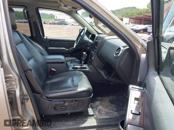 2008 Ford Explorer Limited с VIN 1FMEU65E08UA02025, выставлен на аукционе IAAI как лот 42593002 с пробегом 176 282 миль миль и . История ставок и продаж доступна на DreamBid. Изображение 5.