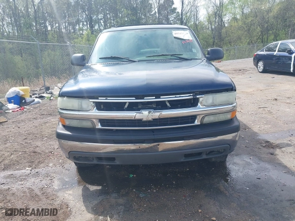 2004 Chevrolet Tahoe LT with VIN 1GNEC13Z84R209220, listed as a IAAI auction lot 41867643 with 385,229 mi miles. Bid and sale history available at carsss.com. Image 11.