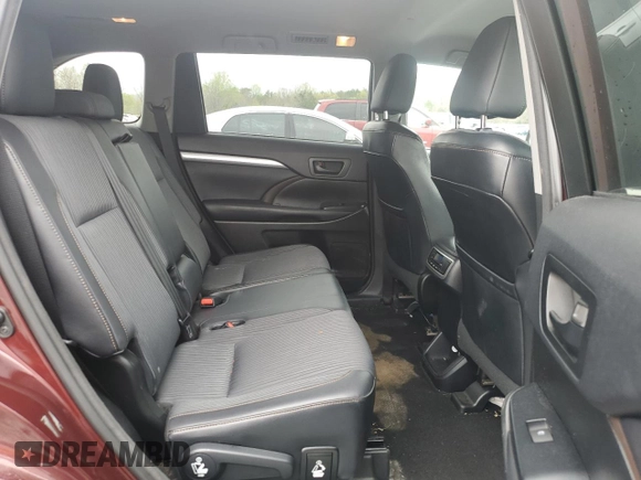2015 Toyota Highlander LE z VIN 5TDBKRFH3FS214460, wystawiony jako Copart lot #51589305 z przebiegiem 129 918 mil mil oraz Szkoda całkowita • Salvage title. Historia ofert i sprzedaży dostępna na DreamBid. Obrazek 11.
