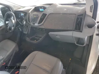 2019 Ford Transit z VIN 1FTYR2ZM5KKB65480, wystawiony jako Copart lot #43435015 z przebiegiem 94 953 mil mil oraz Czysty tytuł • Clean title. Historia ofert i sprzedaży dostępna na DreamBid. Obrazek 8.