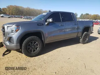 2021 GMC Sierra 1500 AT4 with VIN 3GTP9EED8MG386732, listed as a Copart auction lot 83474844 with 47,778 mi miles and Salvage Title. Bid and sale history available at carsss.com. Image 1.