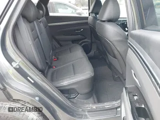 2024 Hyundai Tucson SEL Convenience with VIN KM8JCCD12RU177361, listed as a IAAI auction lot 41719924 with 6,759 mi miles and . Bid and sale history available at carsss.com. Image 8.