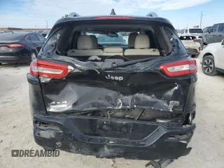 2017 Jeep Cherokee Overland z VIN 1C4PJMJS3HW551468, wystawiony jako Copart lot #46307615 z przebiegiem 124 602 mil mil oraz Szkoda całkowita • Salvage title. Historia ofert i sprzedaży dostępna na DreamBid. Obrazek 6.