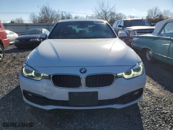 2018 BMW 3 Series 330i xDrive with VIN WBA8D9G52JNU72960, listed as a Copart auction lot 84519814 with 130,329 mi miles and Clean Title. Bid and sale history available at carsss.com. Image 5.