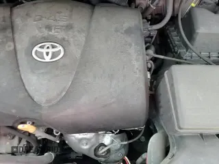 2017 Toyota Sienna XLE Auto Access Seat with VIN 5TDYZ3DC1HS891066, listed as a Copart auction lot 68910605 with 89,714 mi miles and Salvage title. Bid and sale history available at DreamBid. Image 14.