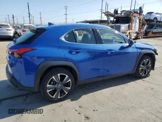 2022 Lexus UX 200 z VIN JTHX3JBH0N2049742, wystawiony jako Copart lot #57678045 z przebiegiem 18 728 mil mil oraz Szkody całkowita. Historia ofert i sprzedaży dostępna na DreamBid. Obrazek 3.