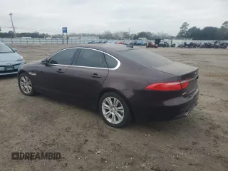 2017 Jaguar XF 35t Premium with VIN SAJBD4BV1HCY27546, listed as a Copart auction lot 86056234 with 102,932 mi miles and Clean Title. Bid and sale history available at carsss.com. Image 2.