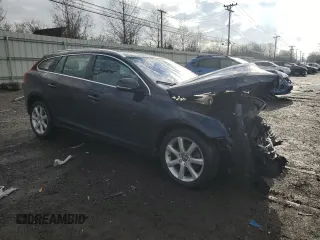 2017 Volvo V60 Premier with VIN YV140MEKXH1368933, listed as a Copart auction lot 86623754 with 0 mi miles and Salvage Title. Bid and sale history available at carsss.com. Image 4.