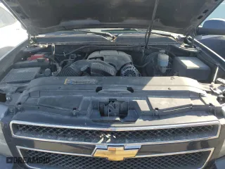 2010 Chevrolet Avalanche LT with VIN 3GNVKFE01AG265672, listed as a Copart auction lot 77442814 with 178,097 mi miles and Clean Title. Bid and sale history available at carsss.com. Image 11.