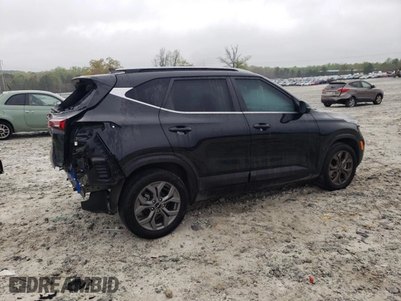 2024 Kia Seltos S z VIN KNDEU2AA0R7551238, wystawiony jako Copart lot #50701335 z przebiegiem 19 498 mil mil oraz Szkoda całkowita • Salvage title. Historia ofert i sprzedaży dostępna na DreamBid. Obrazek 3.