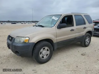 2007 Ford Escape XLS with VIN 1FMYU02Z27KB60488, listed as a Copart auction lot 47476445 with 238,244 mi miles and Salvage Title. Bid and sale history available at carsss.com. Image 1.
