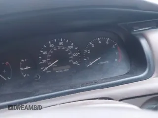 2001 Toyota Camry CE z VIN 4T1BG22K01U847704, wystawiony jako IAAI lot #41583762 z przebiegiem Nie podano mil oraz . Historia ofert i sprzedaży dostępna na DreamBid. Obrazek 7.