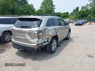 2015 Toyota Highlander Limited with VIN 5TDDKRFH0FS097834, listed as a IAAI auction lot 42401273 with 176,574 mi miles and . Bid and sale history available at DreamBid. Image 4.