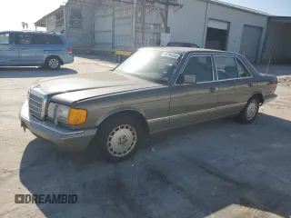 1986 Mercedes-Benz 420 Series 420SEL with VIN WDBCA35D4GA274036, listed as a Copart auction lot 52366565 with 119,277 mi miles and Clean Title. Bid and sale history available at carsss.com. Image 1.