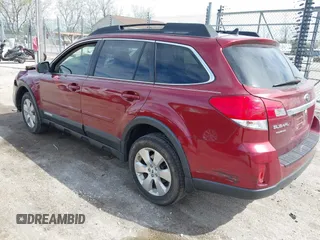2011 Subaru Outback Limited Power Moon z VIN 4S4BREKC5B2421461, wystawiony jako IAAI lot #42146195 z przebiegiem 84 312 mil mil oraz . Historia ofert i sprzedaży dostępna na DreamBid. Obrazek 3.