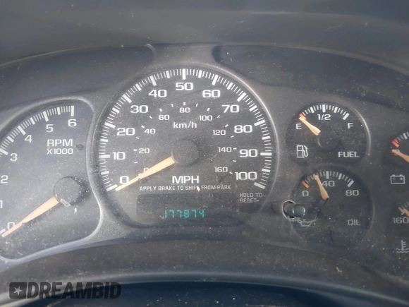 2002 Chevrolet Tahoe Z71 with VIN 1GNEK13ZX2R188032, listed as a IAAI auction lot 41835961 with 177,874 mi miles. Bid and sale history available at carsss.com. Image 7.