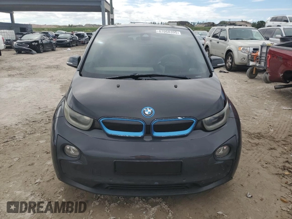 2014 BMW i3 with VIN WBY1Z2C53EV284116, listed as a Copart auction lot 47068395 with 2,304 mi miles and Non Repairable. Bid and sale history available at carsss.com. Image 5.