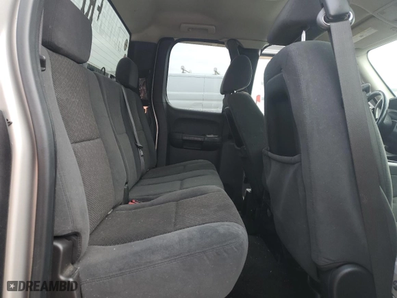 2007 Chevrolet Silverado 1500 LT w/1LT with VIN 2GCEK19C471662830, listed as a Copart auction lot 86376934 with 195,212 mi miles and Salvage Title. Bid and sale history available at carsss.com. Image 10.