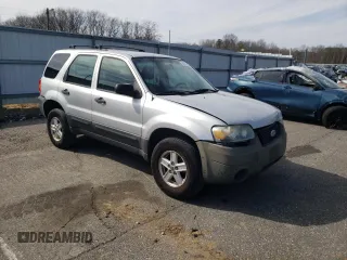 2006 Ford Escape XLS with VIN 1FMYU02Z06KD25081, listed as a Copart auction lot 49777365 with 199,548 mi miles and Salvage Title. Bid and sale history available at carsss.com. Image 4.