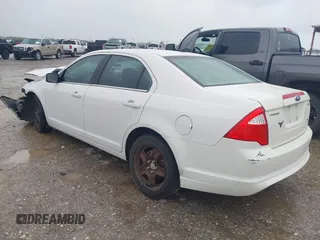 2010 Ford Fusion SE with VIN 3FAHP0HA3AR243983, listed as a IAAI auction lot 41887783 with 1 mi miles. Bid and sale history available at carsss.com. Image 3.