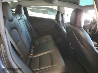 2019 Tesla Model 3 Long Range with VIN 5YJ3E1EB5KF453064, listed as a Copart auction lot 52287055 with 84,172 mi miles and Salvage Title. Bid and sale history available at carsss.com. Image 10.