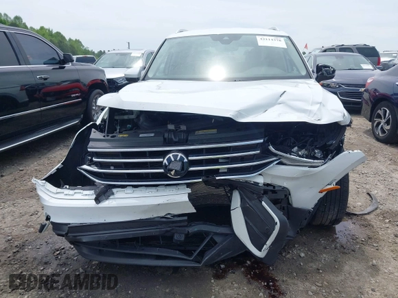2022 Volkswagen Tiguan SE with VIN 3VV3B7AX3NM176770, listed as a IAAI auction lot 42114378 with 37,448 mi miles and . Bid and sale history available at DreamBid. Image 13.