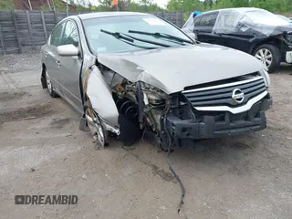2008 Nissan Altima 2.5 z VIN 1N4AL21E48N540084, wystawiony jako IAAI lot #42303017 z przebiegiem Nie podano mil oraz . Historia ofert i sprzedaży dostępna na DreamBid. Obrazek 6.