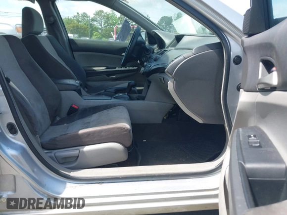 2008 Honda Accord LX z VIN 1HGCP26328A081564, wystawiony jako IAAI lot #42069357 z przebiegiem 294 606 mil mil oraz . Historia ofert i sprzedaży dostępna na DreamBid. Obrazek 5.