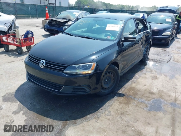 2013 Volkswagen Jetta SE with VIN 3VWDP7AJ4DM415061, listed as a IAAI auction lot 42414027 with 192,577 mi miles and . Bid and sale history available at DreamBid. Image 17.