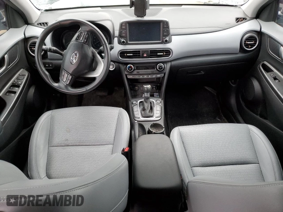 2020 Hyundai Kona Ultimate with VIN KM8K5CA50LU492060, listed as a Copart auction lot 71581672 with 25,568 mi miles. Bid and sale history available at carsss.com. Image 8.