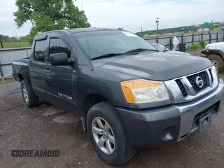 2008 Nissan Titan SE z VIN 1N6BA07DX8N347426, wystawiony jako IAAI lot #42419650 z przebiegiem 144 268 mil mil oraz . Historia ofert i sprzedaży dostępna na DreamBid. Obrazek 1.