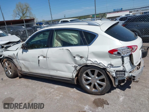 2017 Infiniti QX50 with VIN JN1BJ0RR0HM408741, listed as a IAAI auction lot 42031644 with 121,363 mi miles and . Bid and sale history available at DreamBid. Image 15.