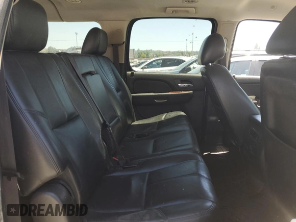 2013 Chevrolet Suburban LT with VIN 1GNSCJE05DR371789, listed as a Copart auction lot 60755775 with 233,275 mi miles and Salvage title. Bid and sale history available at DreamBid. Image 11.
