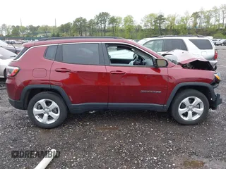 2021 Jeep Compass Latitude with VIN 3C4NJDBB1MT597693, listed as a IAAI auction lot 42187958 with 10,454 mi miles and . Bid and sale history available at DreamBid. Image 12.