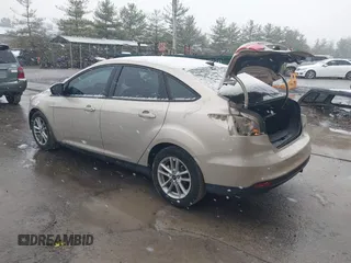 2018 Ford Focus SE with VIN 1FADP3F25JL221767, listed as a IAAI auction lot 40899255 with 78,354 mi miles. Bid and sale history available at carsss.com. Image 3.