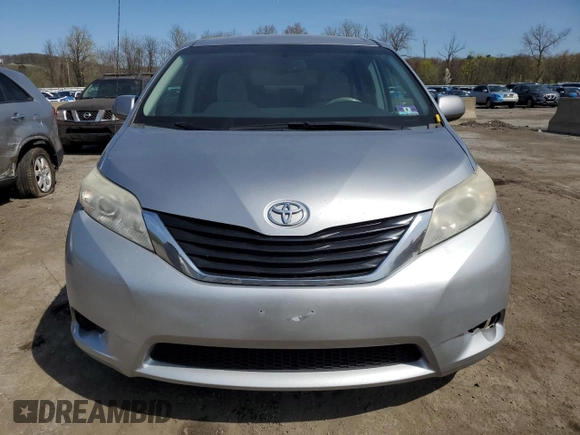 2013 Toyota Sienna LE with VIN 5TDJK3DC0DS065499, listed as a Copart auction lot 54142115 with 498,690 mi miles and Clean Title. Bid and sale history available at carsss.com. Image 5.