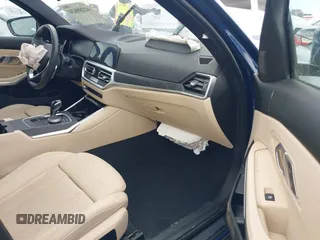 2022 BMW 3 Series 330i z VIN 3MW5R1J01N8C34965, wystawiony jako IAAI lot #42209834 z przebiegiem 37 458 mil mil oraz . Historia ofert i sprzedaży dostępna na DreamBid. Obrazek 5.