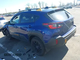 2024 Subaru Crosstrek Wilderness z VIN 4S4GUHT64R3741311, wystawiony jako IAAI lot #41826276 z przebiegiem 7807 mil mil oraz . Historia ofert i sprzedaży dostępna na DreamBid. Obrazek 3.