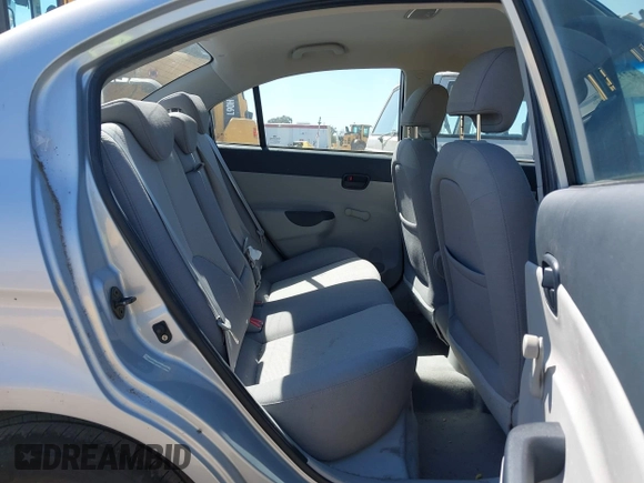 2007 Hyundai Accent GLS with VIN KMHCN46C57U087156, listed as a IAAI auction lot 42151298 with 81,588 mi miles. Bid and sale history available at carsss.com. Image 8.