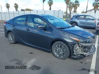 2018 Toyota Prius Plus with VIN JTDKARFP2J3101572, listed as a IAAI auction lot 41784136 with 281,158 mi miles and . Bid and sale history available at DreamBid. Image 1.