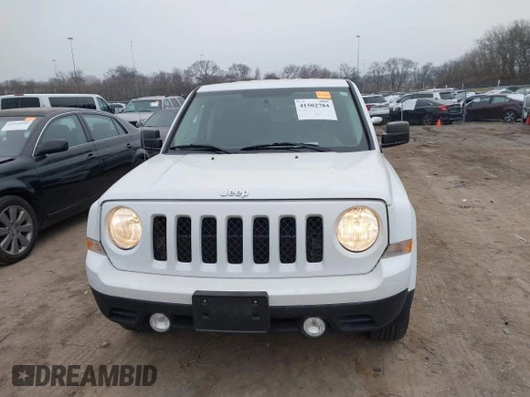 2017 Jeep Patriot High Altitude with VIN 1C4NJRFB9HD174167, listed as a IAAI auction lot 41502784 with 149,637 mi miles. Bid and sale history available at carsss.com. Image 12.