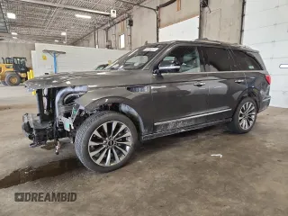 2018 Lincoln Navigator Select with VIN 5LMJJ2JTXJEL12605, listed as a Copart auction lot 66068615 with 85,588 mi miles and Salvage title. Bid and sale history available at DreamBid. Image 1.