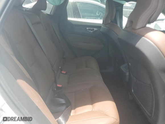 2023 Volvo XC60 Plus Bright Theme with VIN YV4L12DE4P1259474, listed as a Copart auction lot 57927694 with 18,576 mi miles and Salvage Title. Bid and sale history available at carsss.com. Image 12.
