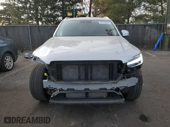 2021 Volvo XC90 Momentum with VIN YV4A221K8M1702915, listed as a Copart auction lot 79772694 with 20,510 mi miles and Salvage Title. Bid and sale history available at carsss.com. Image 5.