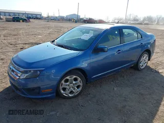 2010 Ford Fusion SE with VIN 3FAHP0HG5AR137605, listed as a IAAI auction lot 41894738 with 271,496 mi miles and . Bid and sale history available at carsss.com. Image 2.